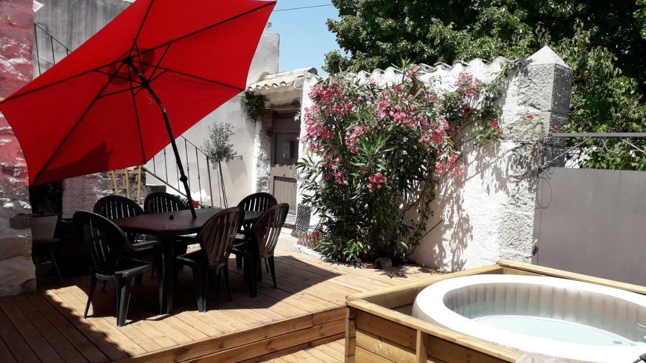 ラゴルス Le Patio Aux Hirondellesヴィラ エクステリア 写真